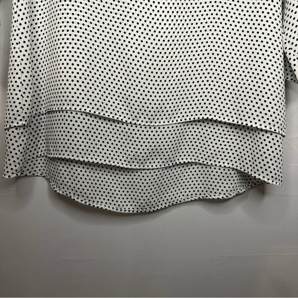 The Limited Polka Dot Tiered Quarter Length Sleeve Women’s Blouse Size Med - Picture 2 of 12